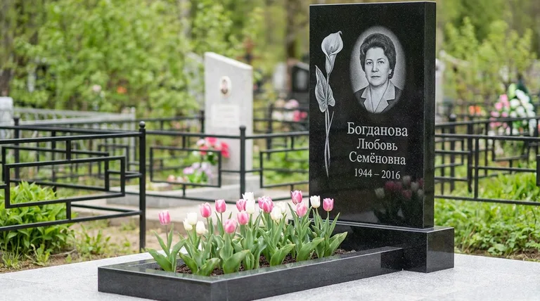 Памятник с гравировкой калл — выполненная работа «Богданова» в Саратове