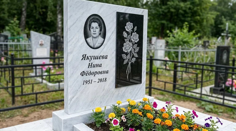 Памятник с гравировкой роз — выполненная работа «Якушева» в Саратове