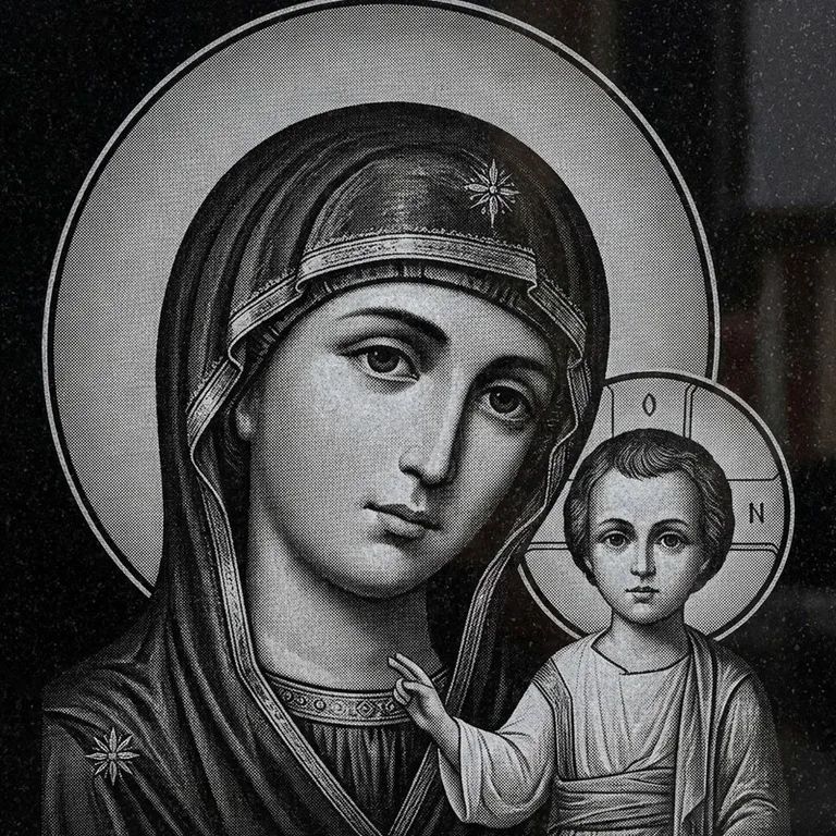 Эскиз иконы: Казанская (полутон) — детальный образ Богородицы, гравировка на памятник в Саратове