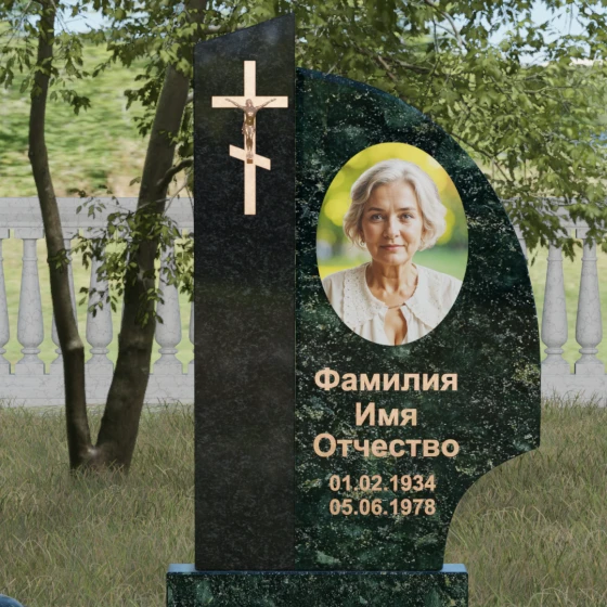 Православный комбинированный памятник с крестом в Набережных Челнах, гранит Балтик грин