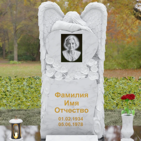 Вертикальный гранитный памятник в Томске, мрамор Тассос