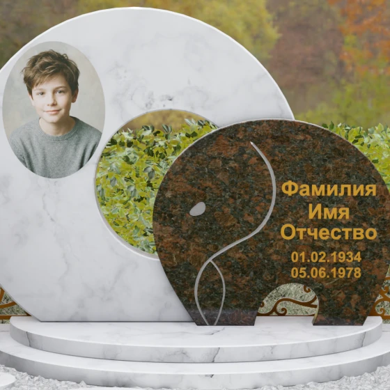 Комбинированный горизонтальный памятник в Саратове, мрамор Тассос