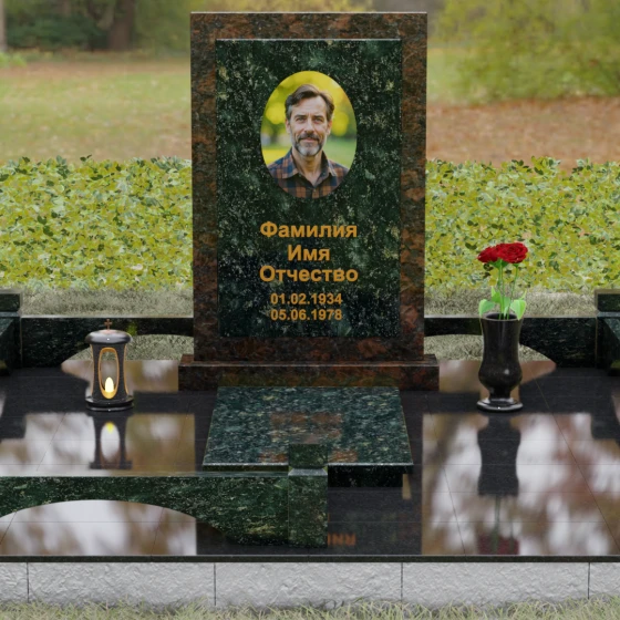 Гранитный памятник с мемориальным комплексом в Самаре, гранит Балтик грин, вид 2