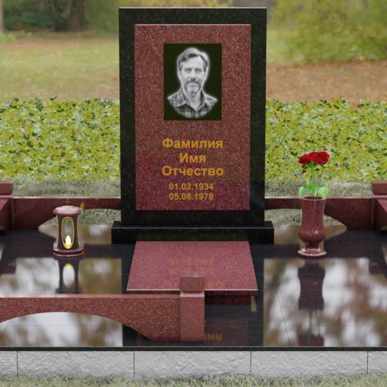 Гранитный памятник с мемориальным комплексом в Самаре, гранит Лезниковский, вид 2