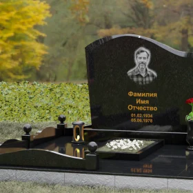 Гранитный вертикальный памятник лаконичный - П155