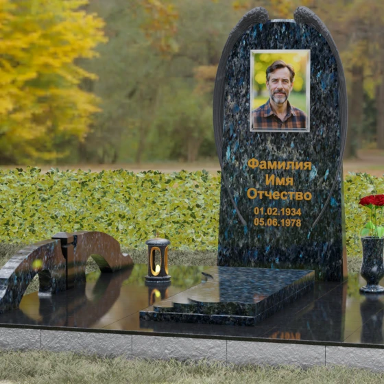 Гранитный вертикальный памятник для одного в Казани, гранит Блю Перл, вид 4