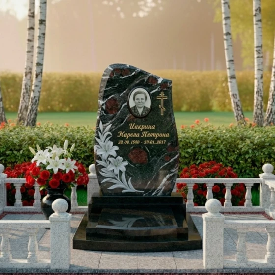 Элитный православный памятник с крестом в Оренбурге, гранит амфиболит