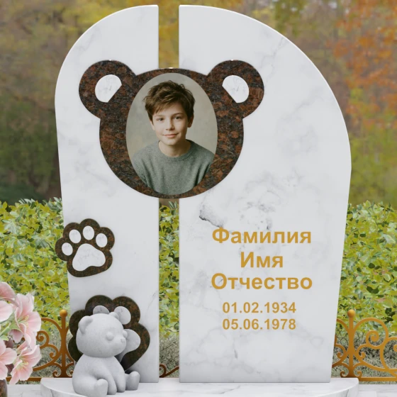 Гранитный вертикальный светский памятник в Перми, мрамор Тассос