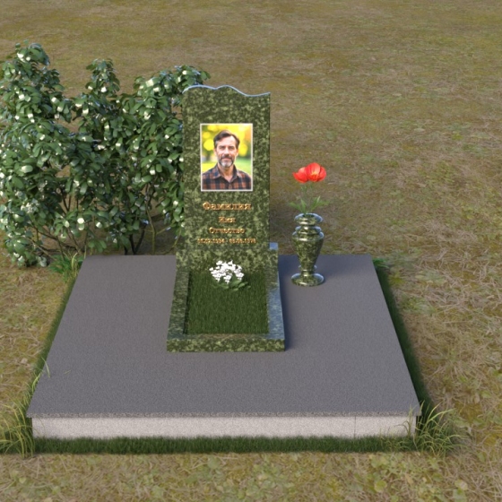 Надгробие с волнообразным изгибом и вазой из гранита, гранит Балтик грин, вид 3