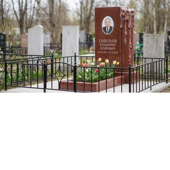 памятник с портретом и свечой из красного гранита Лезниковский